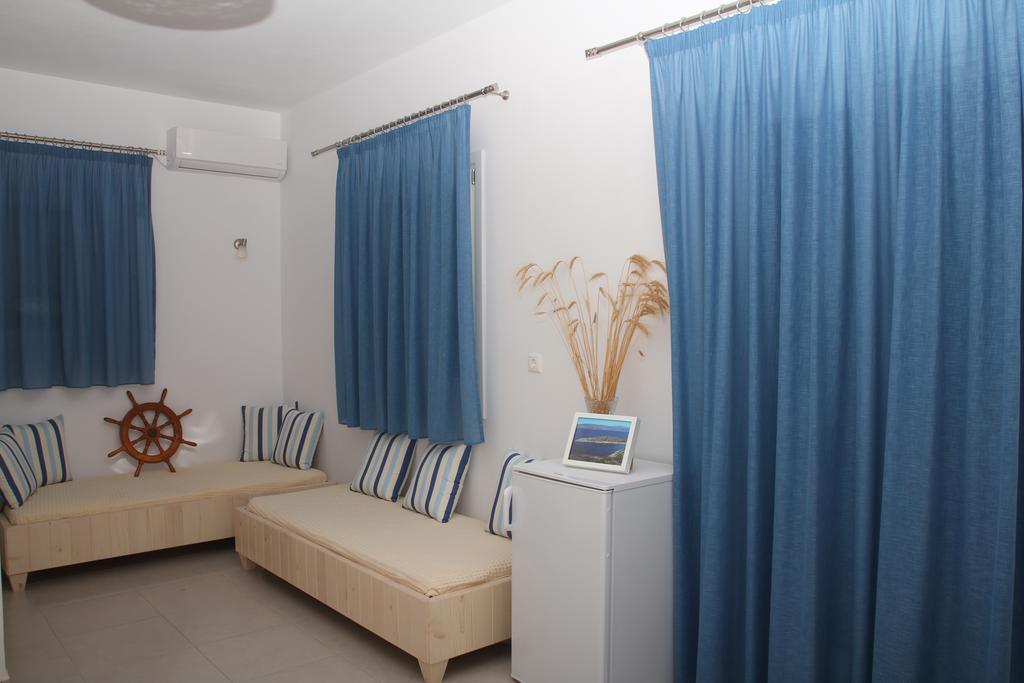 Hotel Meltemi Retreat à Irakleia  Extérieur photo