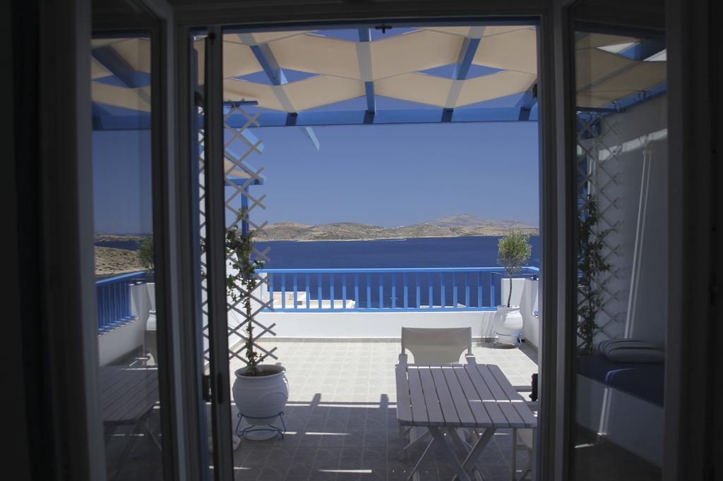 Hotel Meltemi Retreat à Irakleia  Extérieur photo